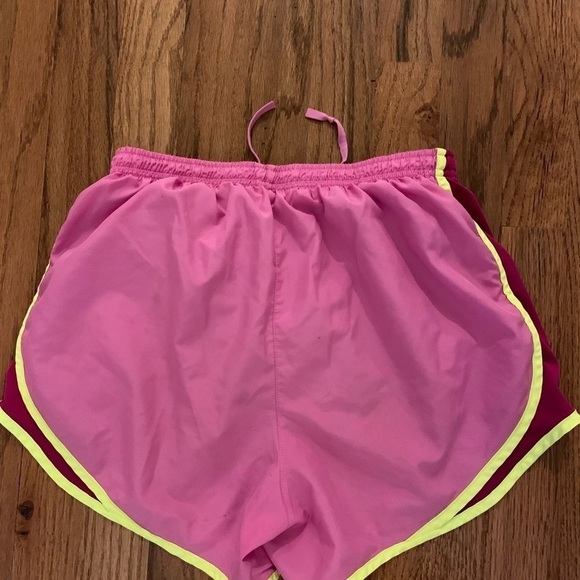 Nike Dri-Fit pink nylon shorts, size S - Picture 3 of 7